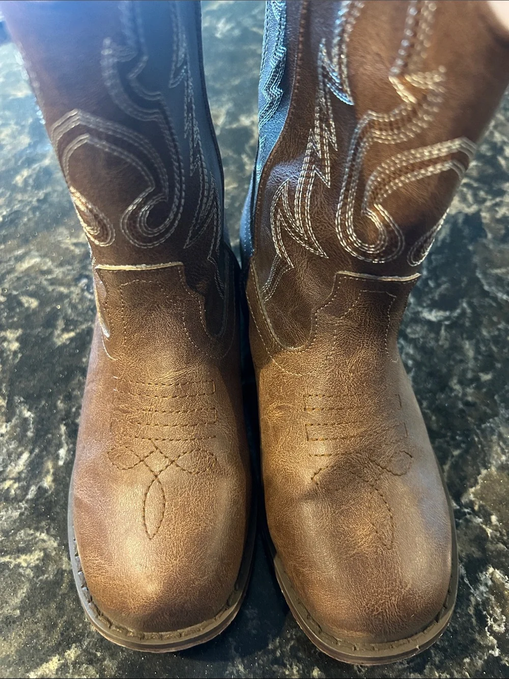 Motasha Boy’s/Girl’s Brown Western Cowboy Boots - Classic Stitch Detail